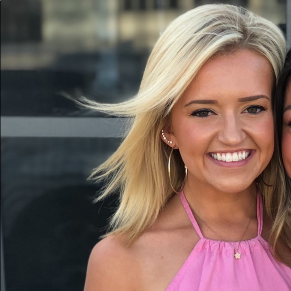 Meet your Posher, Marissa